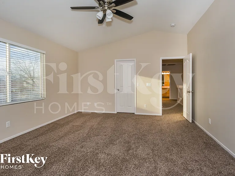 10211 Eden Falls Ln — Photo 9