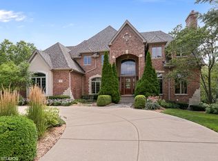 12 Andrew Ct, Burr Ridge, IL 60527