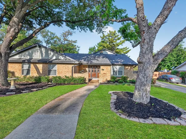 1902 Alamo Dr, Arlington, TX 76012
