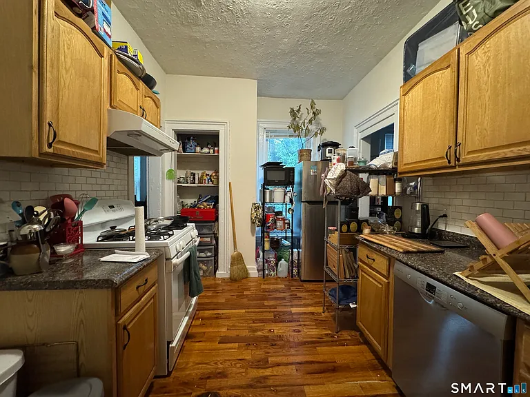 49 Edwards St #1A — Photo 1