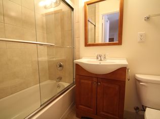 3 Hubbard Rd APT 35, Wilton, CT 06897