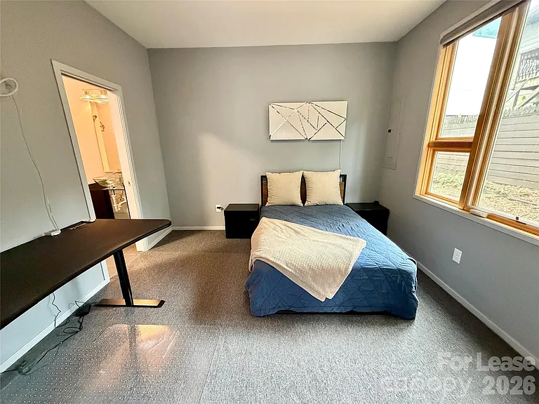 305 McNinch St #B — Photo 25
