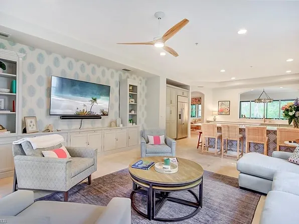 2855 Tiburon BLVD E #102, NAPLES, FL 34109