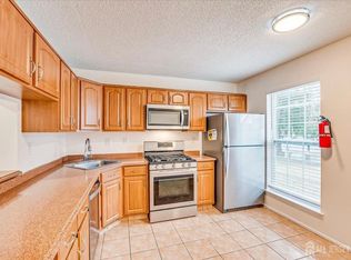 22 Dartmouth Way, North Brunswick, NJ 08902