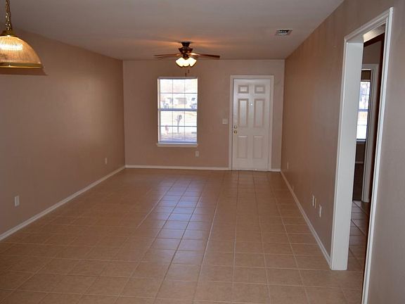 4th image of 16009 Echo Glen Dr