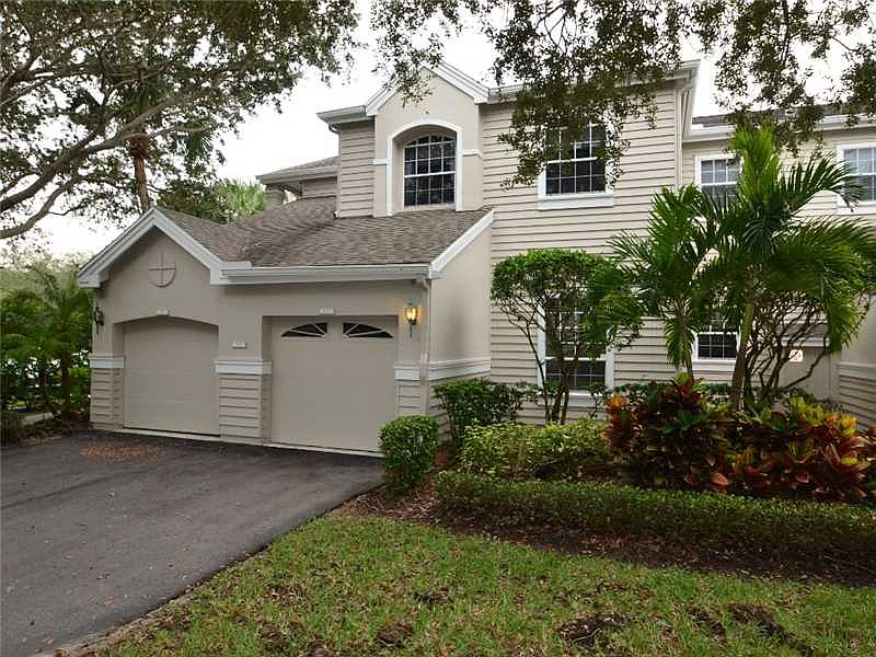 1st image of 1460 Winding Oaks Cir W Unit 103