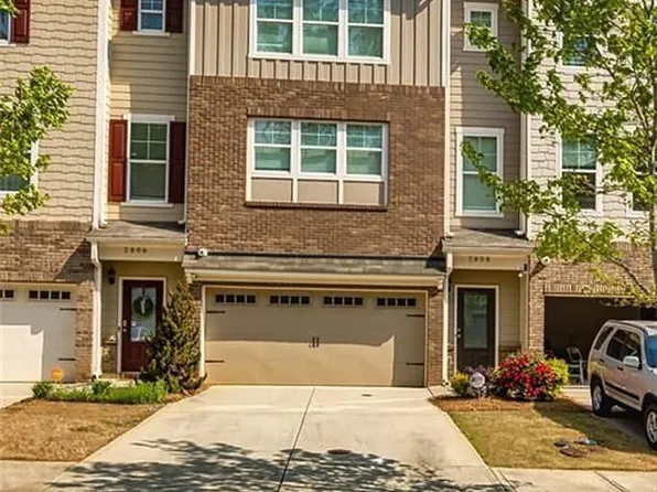 2808 White Oak Ln, Decatur, GA 30032