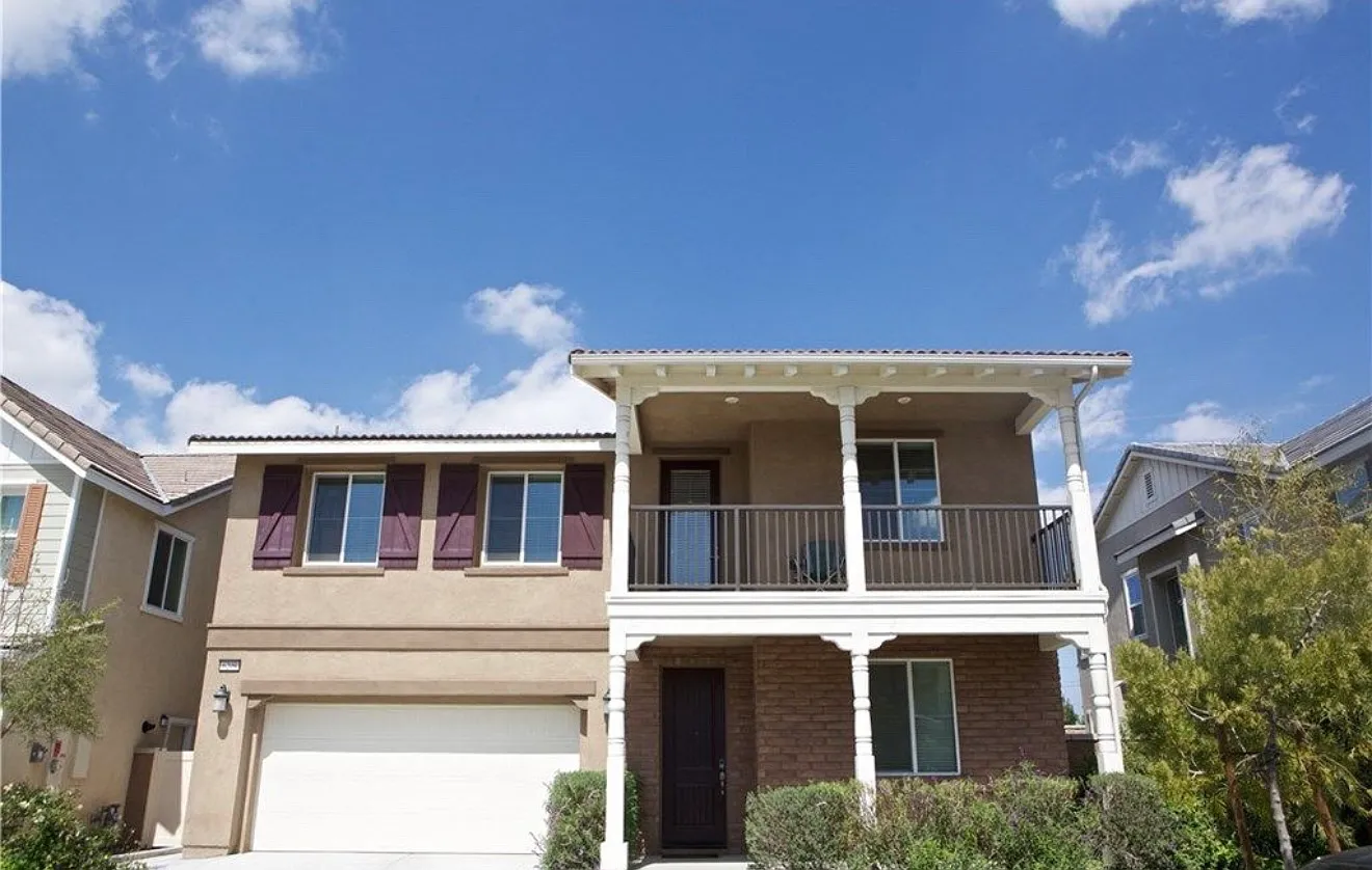 5 bed, 2862 sqft, $4,000 — Photo 1
