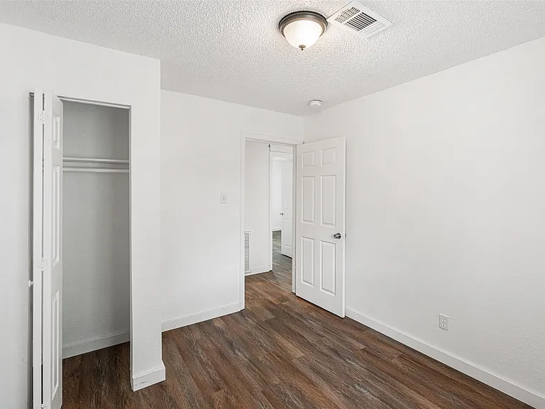 9005 Gabriel St — Photo 11