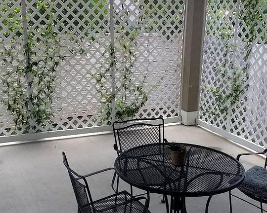 5th image of 404 Buttercup Creek Blvd #House