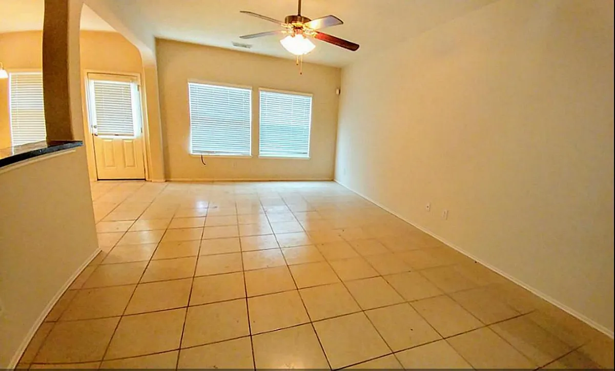 Unit Photo - 6143 Yorktown Meadow Ln
