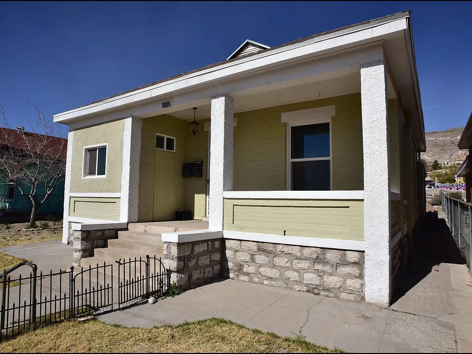 1925 Arizona Ave #2