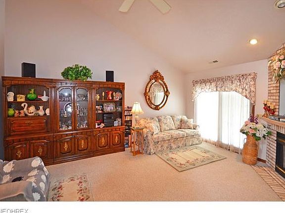 3rd image of 1130 N Windmill Ct