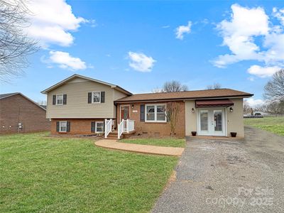 1465 Earl St, Hickory, NC, 28602