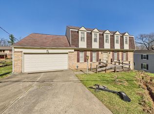 2154 Kennon Ln, Huntington, WV 25705
