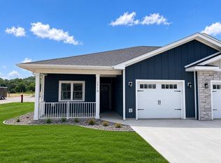 1716 WHITETAIL WAY, Altoona, WI 54720