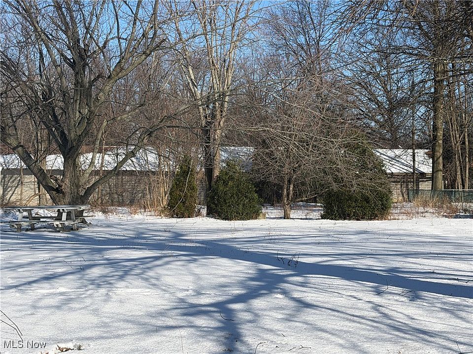2nd image of East St #298