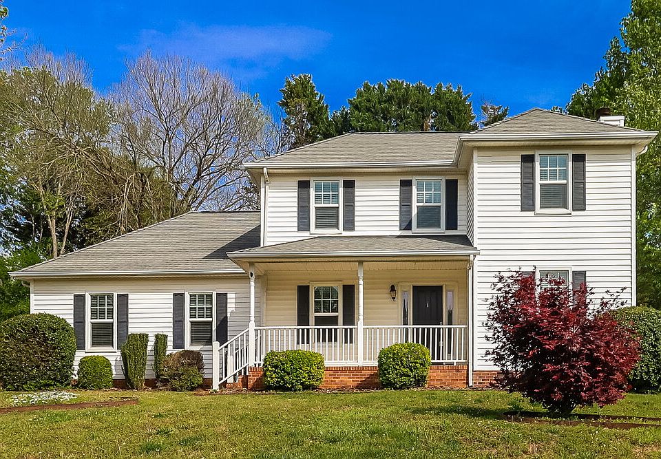 1st image of 2032 Pine Needle Ct