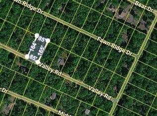 15 Valley Rd, Newfoundland, PA 18445