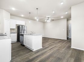 142 Sai Manor