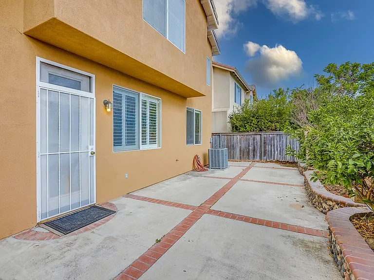 14656 Acacia St — Photo 50
