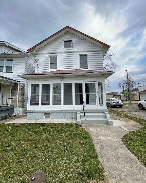 1st image of 1061 Gerhard St
