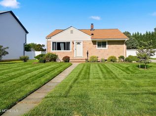 6 Burnham Road, East Brunswick, NJ 08816