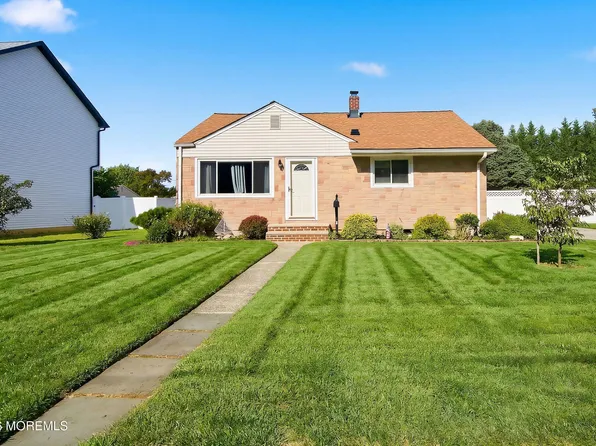 6 Burnham Road, East Brunswick, NJ 08816