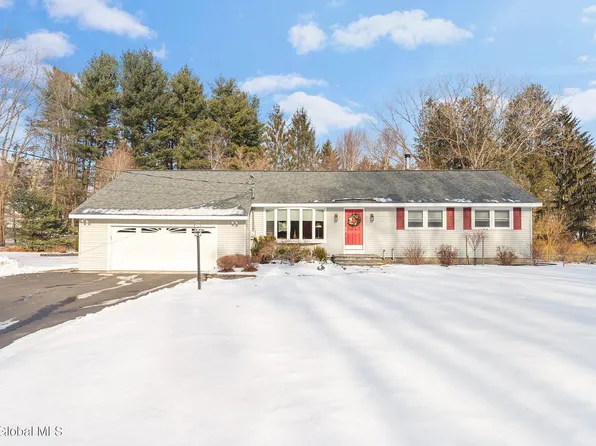 751 Carlton Road, Clifton Park, NY 12065