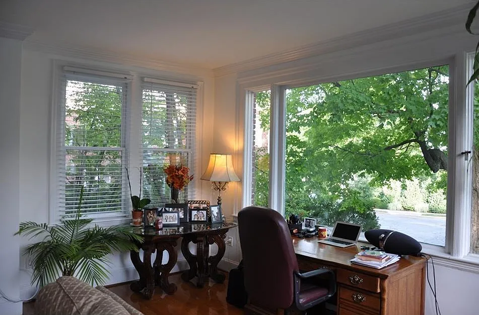 4 bed, 3512 sqft, $10,800 — Photo 4