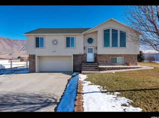 7448 N Adobe Ln, Lake Pt, UT 84074