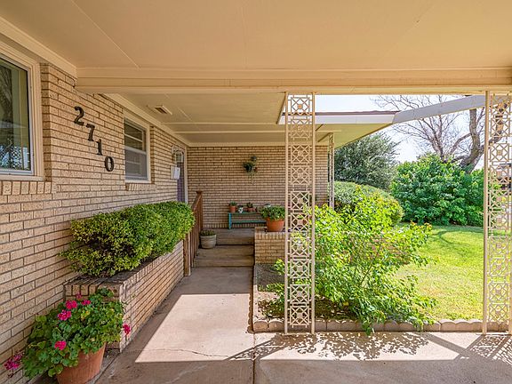 4th image of 2710 Windsor Dr