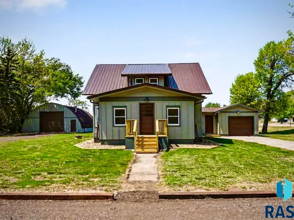 23301 448th Ave, Madison, SD 57042