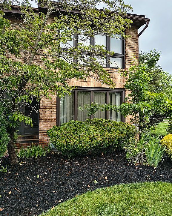 1st image of 101 Willowbrook Dr