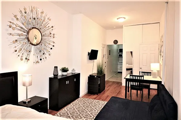 Rented by Oxford Property Group | media 12