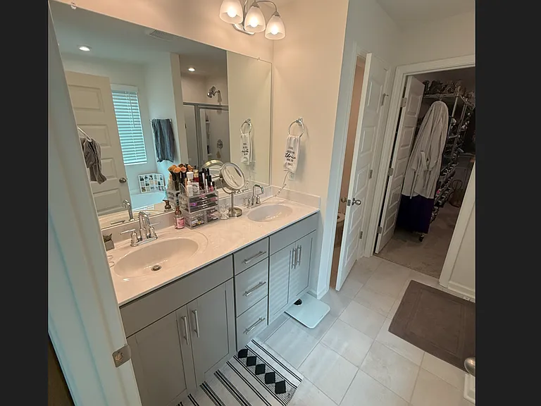 5401 Zinnia Ln E — Photo 27