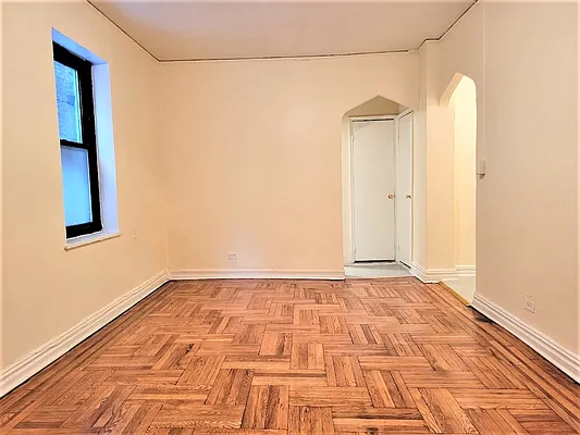 Rented by New York Residence | media 6