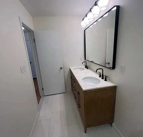 4100 Leisure Dr — Photo 15
