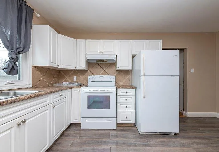 5007 N Waverley Dr SW — Photo 6