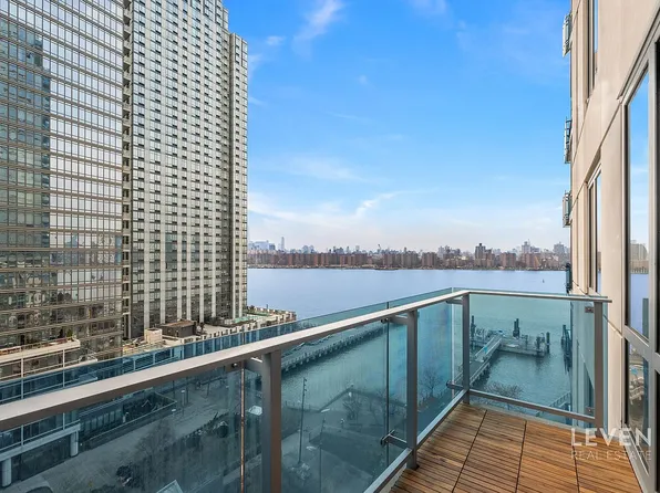 22 N 6th St APT 11B, Brooklyn, NY 11249