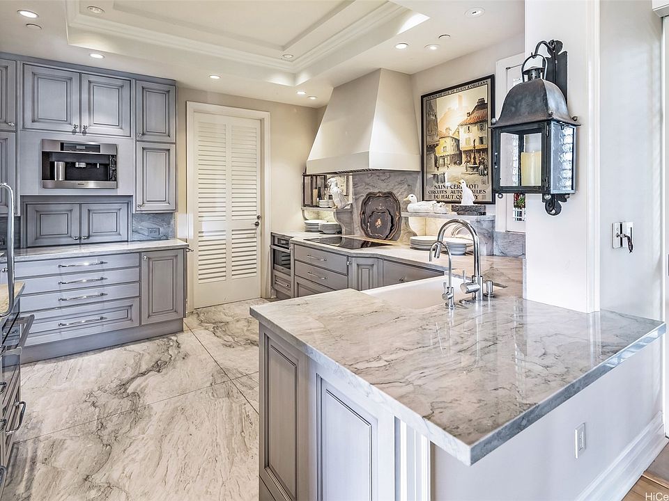1st image of 1740 S Beretania St #25