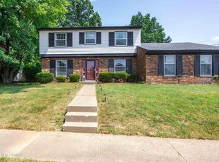 4000 Gingerwood Dr, Louisville, KY 40220
