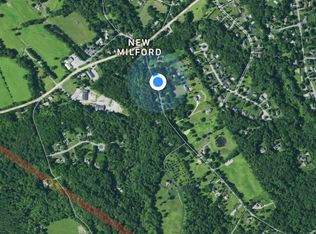 9 Iron Mountain Rd, Warwick, NY 10990