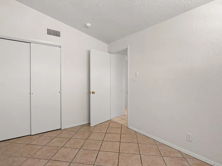 1600 Sumac Dr — Photo 26