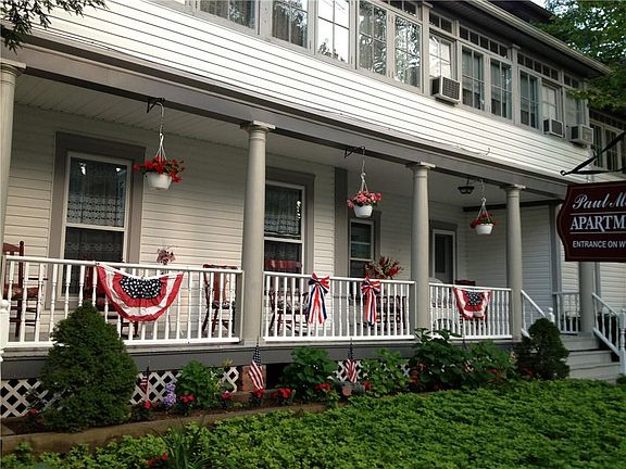 2nd image of 33 Miller Ave #33