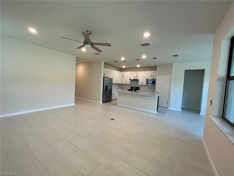 2122 Yellowfin Cir — Photo 5