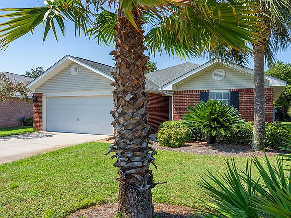 2nd image of 123 Marigot Bay Cir