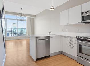 2 Earhart St UNIT 917, Cambridge, MA 02141