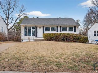 437 Lancashire Rd, Saint Louis, MO 63137