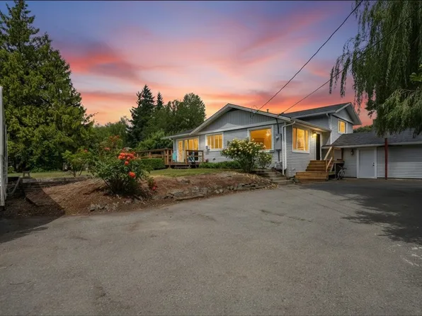 4725 Simmons Rd, Chilliwack, BC V2R 4R7